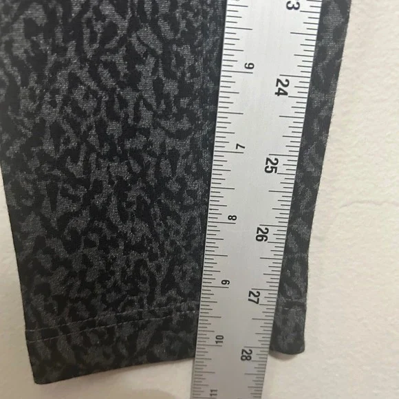 Lysse Sketch Animal Leggings Women XS Charcoal Black NEW High Waist Shaping - Picture 10 of 15